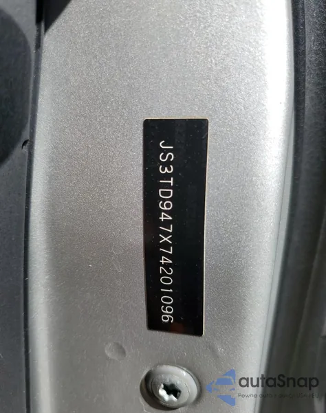 2007 Suzuki Grand Vitara Luxury from USA, damaged, VIN JS3TD947X74201096